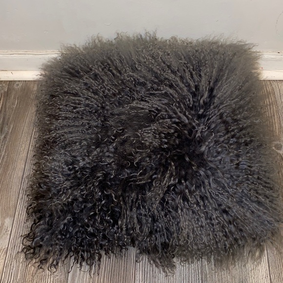 Mongolian real Fur throw Pillow - Picture 1 of 9